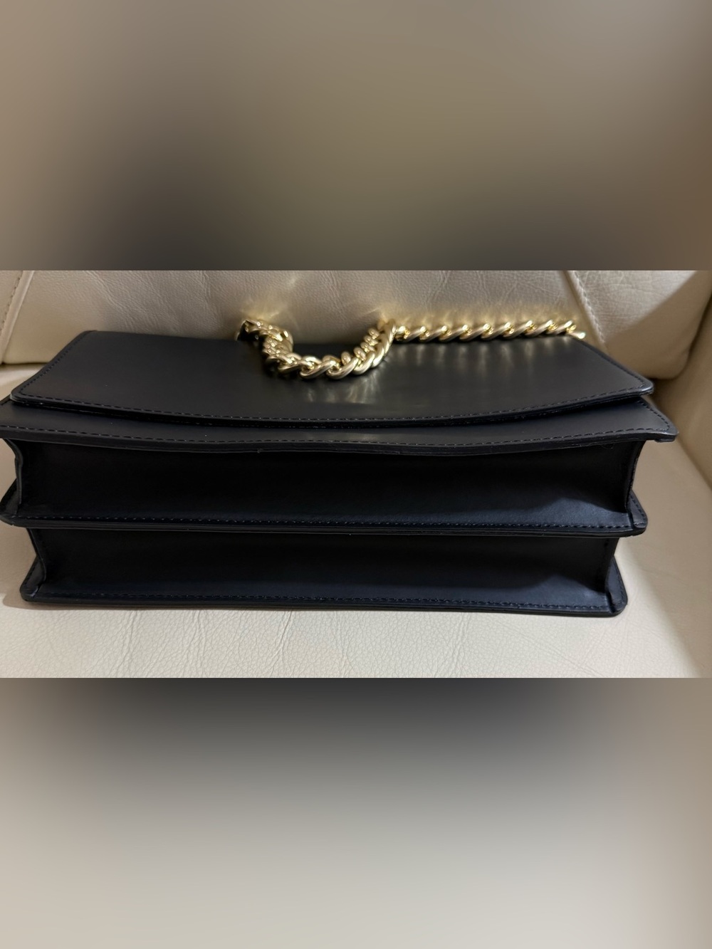 Classic Viola Castellani Black Leather Chain Shoulder Bag - Gold Hardware - Picture 6 of 8